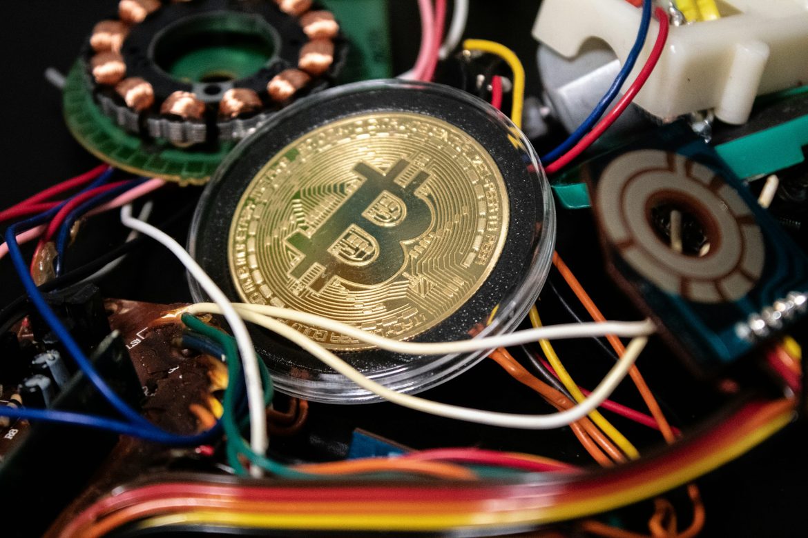 Bitcoin Miners Flood Binance With 51K BTC — Is A Bitcoin Miners Flood Binance With 51K BTC — Is A Sell-Off Imminent?