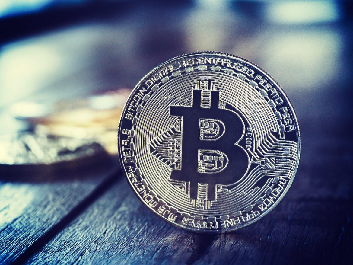 Bitcoin Price Crash Not Over? Analyst Predicts Another 30% Crash Bitcoin Price Crash Not Over? Analyst Predicts Another 30% Crash As Longs Pile Up Again
