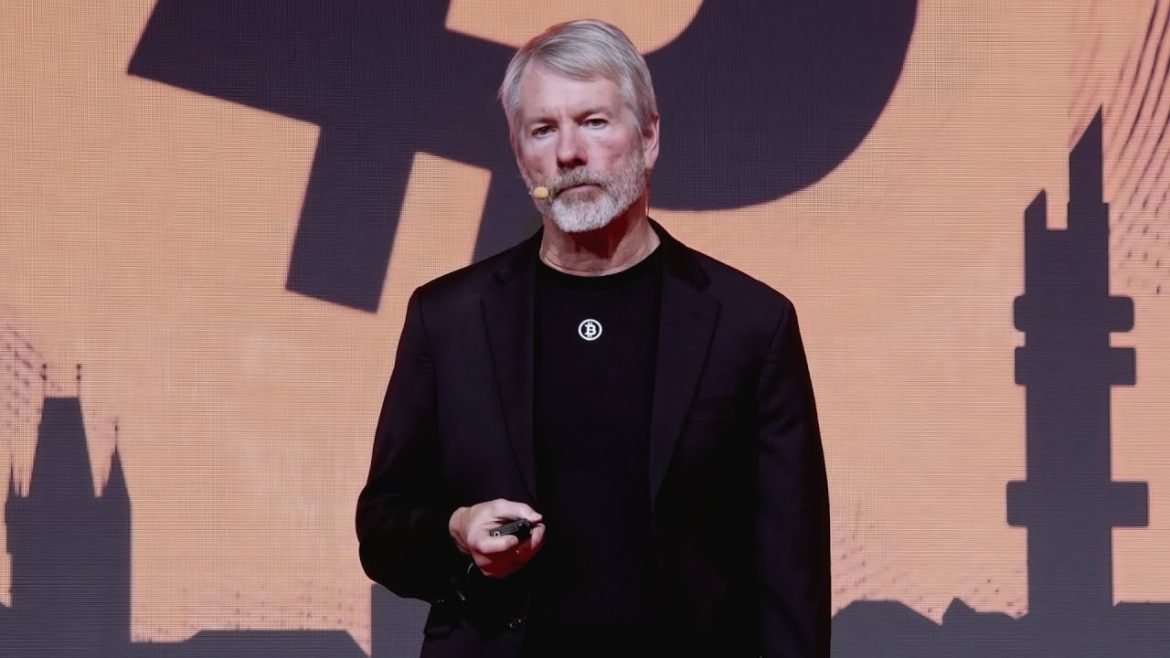 Bitcoin Price Rebounds Above $114,000 As Strategy Buys 220 More Vivek Sen
