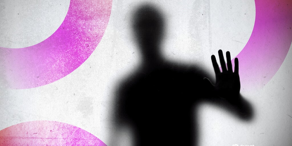 Relax, That’s Not a Stranger in Your House—It’s Just an Decrypt logo
