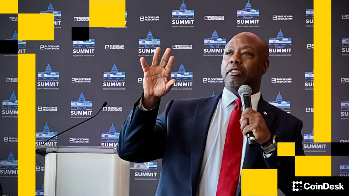 U.S. Senate back to crypto talks as industry's make-or-break bill faces time crunch